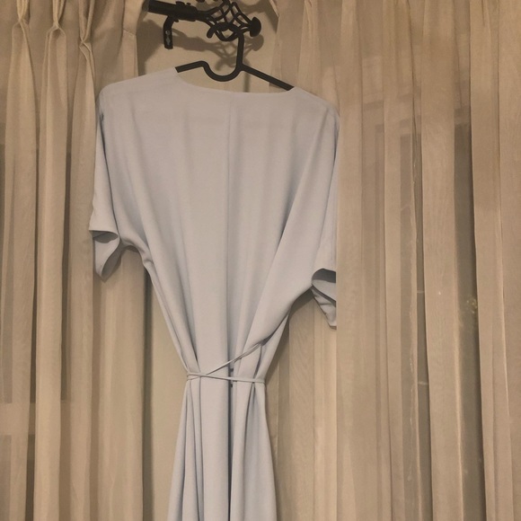 Beautiful classy elegant babaton dress - Picture 4 of 6